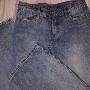 Brandy Melville Quinn jeans